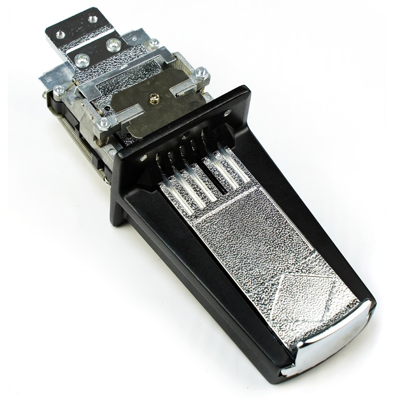 طاولة حمام السباحة، مشغل العمل - مراجعة Token Coin Mechanism وسعره